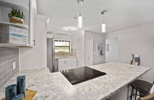 Summerfield Condo | Lake Front Get Away - 10 minutes from The Villages