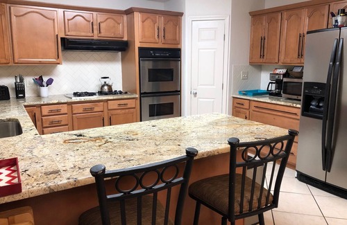 Kingston House | Lake front, Guest Boat Dock, Sand Beach, Water sports, Great Fishing, or Relax