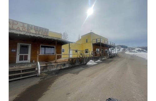 Gunnison House | Lake front historic loft with unobstructed views.