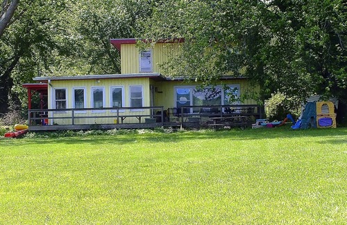 Unionville House | Lake Front Home close to Nashville IN, Bloomington IN and Indiana University