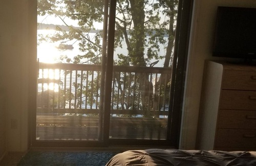 Sturgis House | Lake front home on Klinger Lake in Sturgis, Michigan