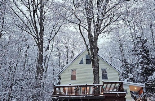 Ludlow House | Lake Front home on Lake Rescue. Sunset views, peaceful home with a private dock.