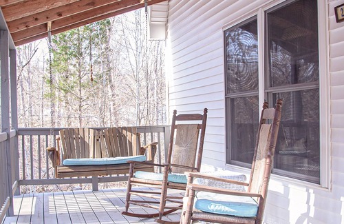 Falls of Rough House | Lake Front Home at Rough River