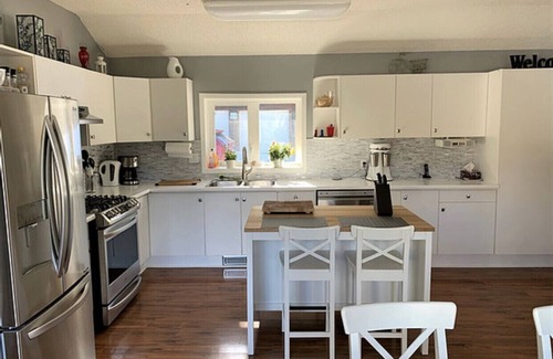 Foothills County House | Lake Front living at it's best - Pick a season, create an adventure