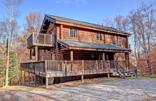 Labelle House | Lake front Log home 7 bedrooms