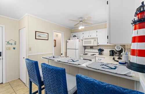 Selbyville House | Lake-front Mallard Lakes for 4
