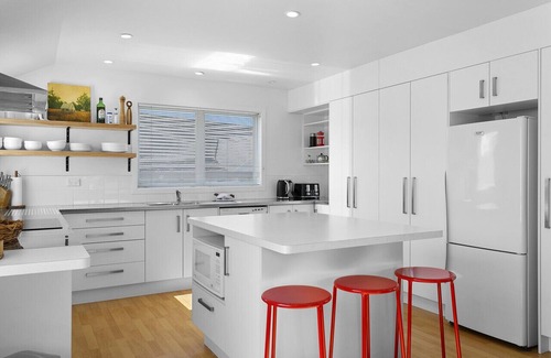 Taupo Apartment | Lake Front Oasis - Across from lake