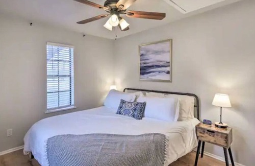 Brownwood House | Lake Front property with hot tub