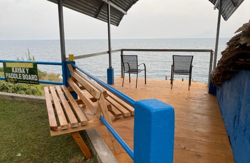Santa Cruz La Laguna House | Lake Front Retreat at Los Elementos
