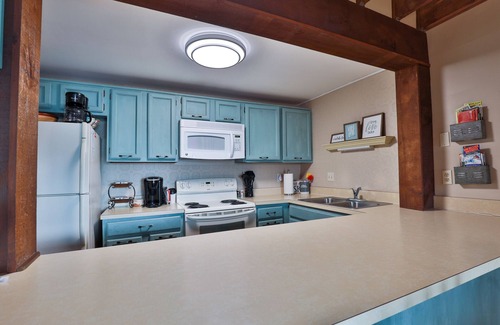 Lake Harmony House | Lake Front Townhome in Heart of Poconos