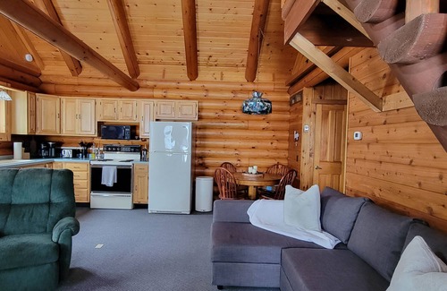 Beaver Dam Cabin | Lake Front
