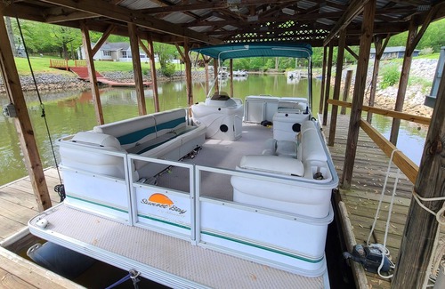 Rock Hill House | Lake front with optional pontoon