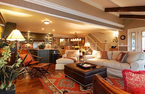 Cedar Glen House | LAKE FRONT with VIEWS, private DOCK & AC