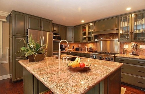 Cedar Glen House | LAKE FRONT with VIEWS, private DOCK & AC