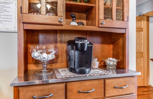 Littleton Cabin | Lake Gaston Waterfront Log Cabinn