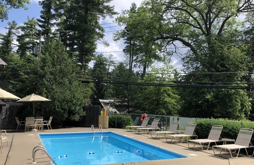 Lake George Cabin | Lake George Bear's Den