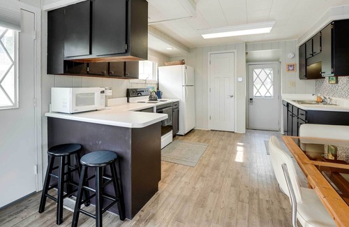 Fremont Cottage | Lake George Cottage w/ Dock, Fire Pit & Kayaks!
