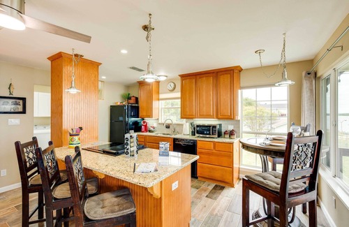 Dennis House | Lake Granbury Fishing Escape w/Dock & Kayaks!