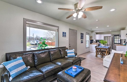 Granbury House | Lake Granbury Getaway about 1 Block to Waterfront