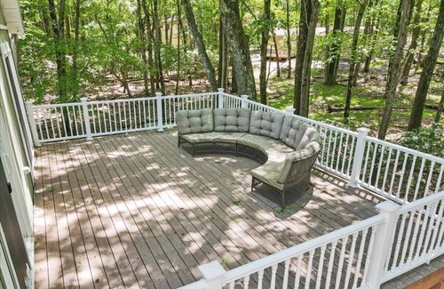 Lake Harmony Estates Cottage | Lake Harmony Meadow View Greenacres Cottage (18)