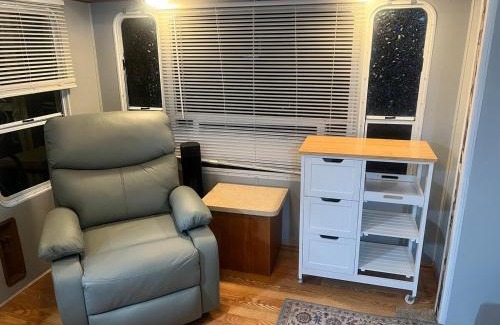 Westminster House | Lake Hartwell- Glamping - Turtle Cove