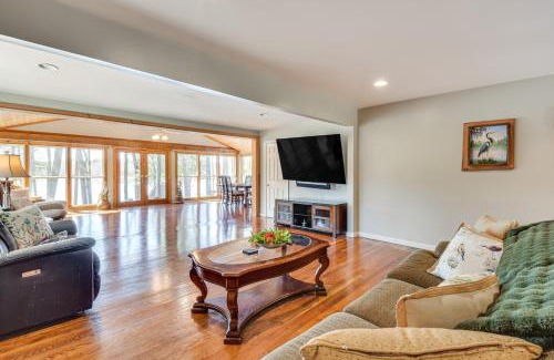 Westminster House | Lake Hartwell Haven with Boat Dock in Westminster!