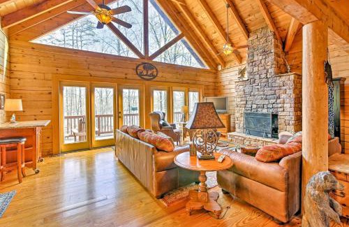 Martin House | Lake Hartwell Lodge with Dock, Theater and Hot Tub!