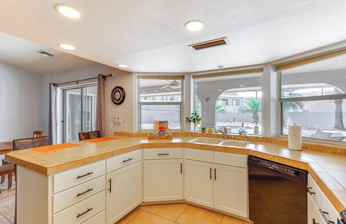 Lake Havasu City House | Lake Havasu Home - 2 Mi from Main Launch Ramp!