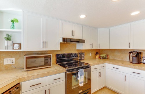 Lake Havasu City House | Lake Havasu Home - 2 Mi from Main Launch Ramp!