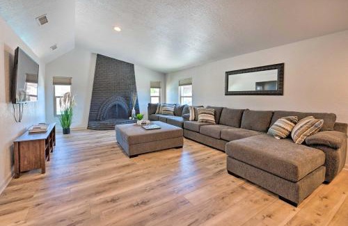 Lake Havasu City House | Lake Havasu Oasis with Pool about 1 Mi to Lake!