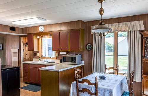 Silver Lake Cottage | Lake Haven Cottage .nLakefront with spectacular Silver Lake Sand Dune views.