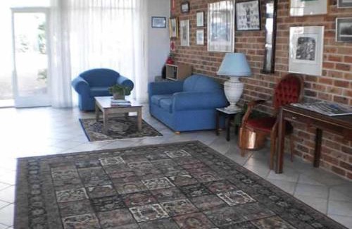 Gorokan Hotel | Lake Haven Motor Inn