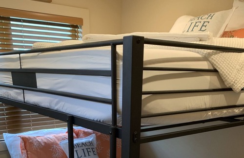 Lampe Cottage | Lake Heaven Cottage