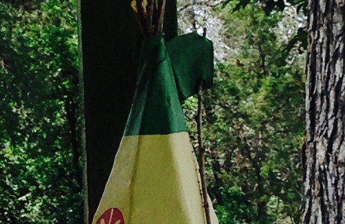 Bandera House | LAKE HIAWATHA COTTAGE