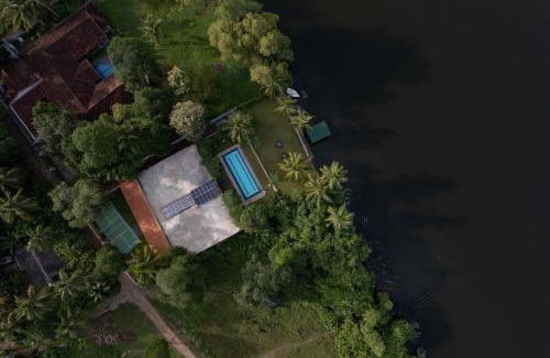 Ilukgoda Cabin | Lake Hideaway