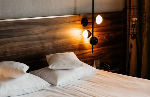 Sosnowka Hotel | Lake Hill Resort & Spa