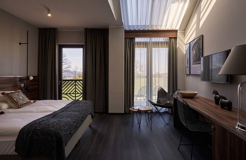 Sosnowka Hotel | Lake Hill Resort & Spa
