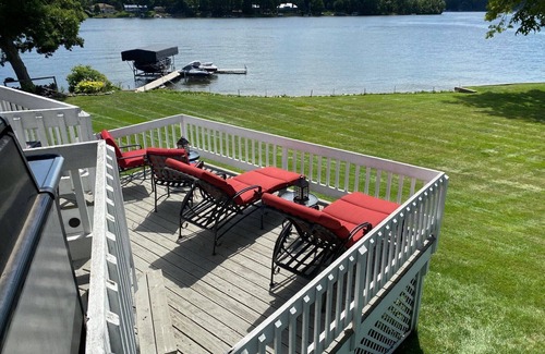 Sturgis House | Lake Home on Private Peninsula - 500+ ft of Waterfront