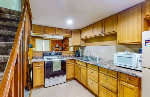 Onalaska Cottage | Lake Home Retreat - Boat Launch