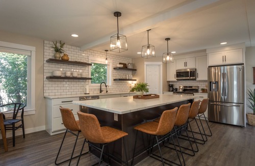 Alexandria House | Lake home with great views of Alexandria