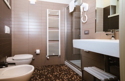 Pisogne Hotel | Lake Hotel La Pieve