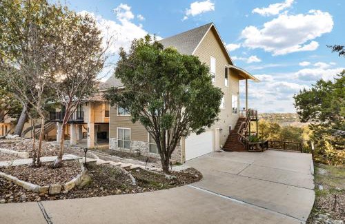 Canyon Lake House | Lake House - A Birdy Vacation Rental