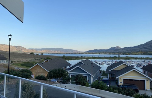 Okanagan-Similkameen House | Lake House at The Cottages on Osoyoos Lake with Stunning View! Snowbirds Welcome