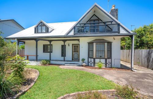 Currimundi House | Lake House