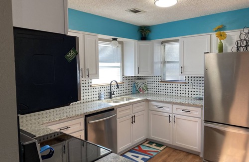Kingston House | Lake House - Blocks From Lake Texoma, Kingston, OK n@ SANDERS ISLAND VIEWn
