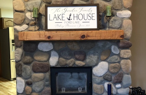 Fountain House | Lake House Getaway