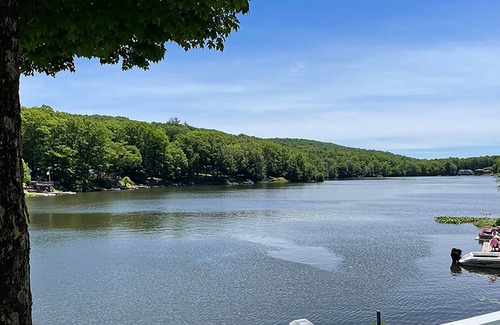 Hancock House | Lake House Getaway
