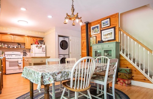 Laporte House | "Lake House" is conveniently located across from Lake Mokoma beach house