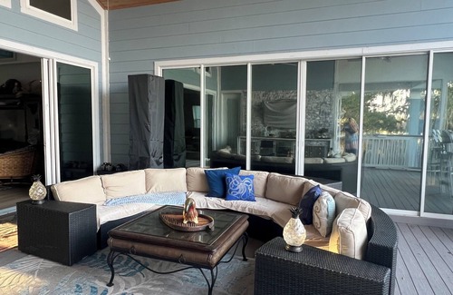St. Cloud House | LAKE HOUSE LIVING in Central Florida.