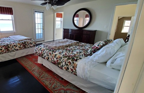 Stony Point House | Lake House Oasis. On private Lake Erie beach. Family fun!